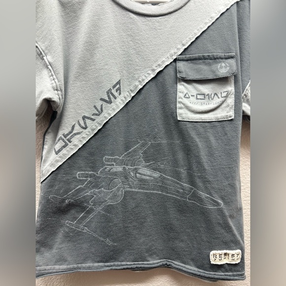 Kids' Star Wars Gray Graphic T-Shirt/Starfighter Shirt - Picture 2 of 5